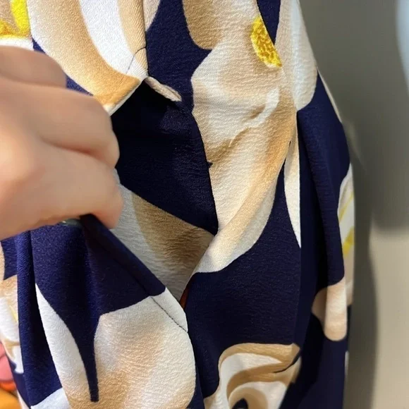 Women’s Fit and Flare Dress with Pockets - Picture 9 of 11